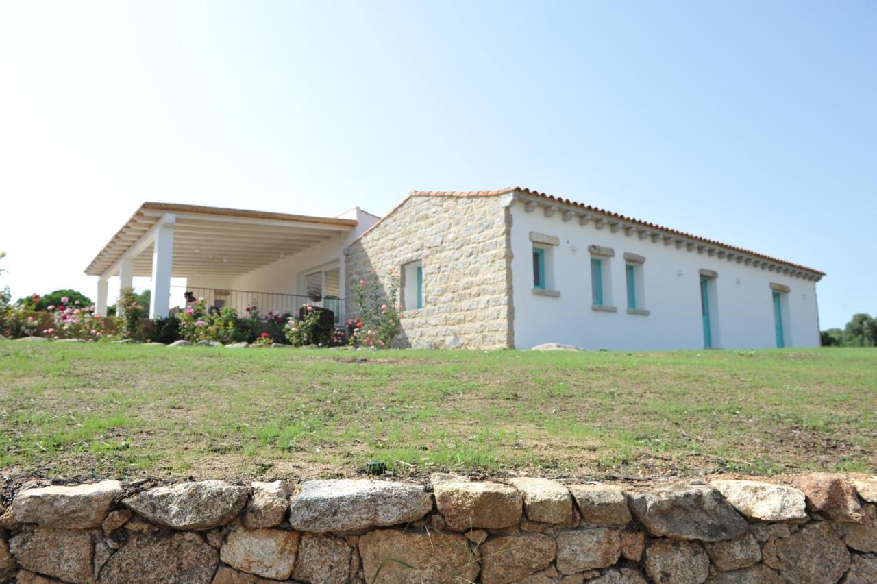 B&B Li Tauli Arzachena Exterior foto