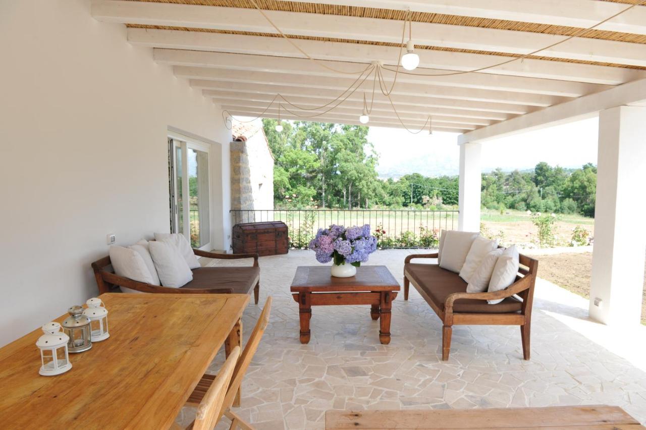 B&B Li Tauli Arzachena Exterior foto