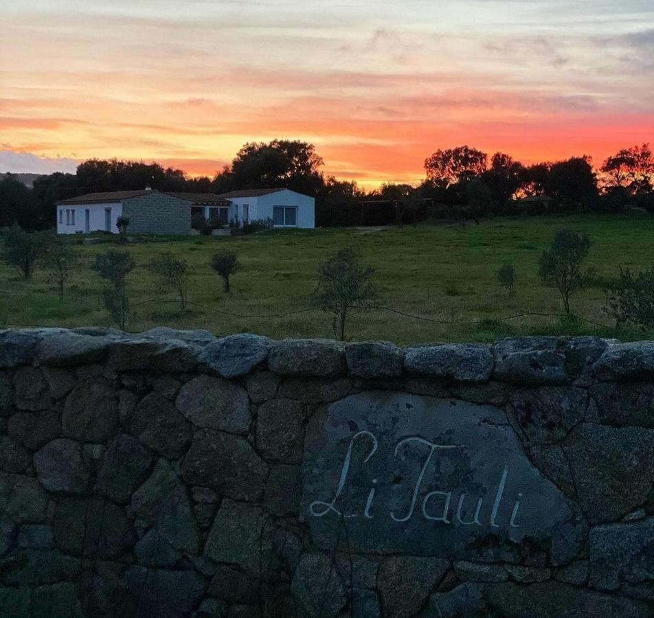 B&B Li Tauli Arzachena Exterior foto